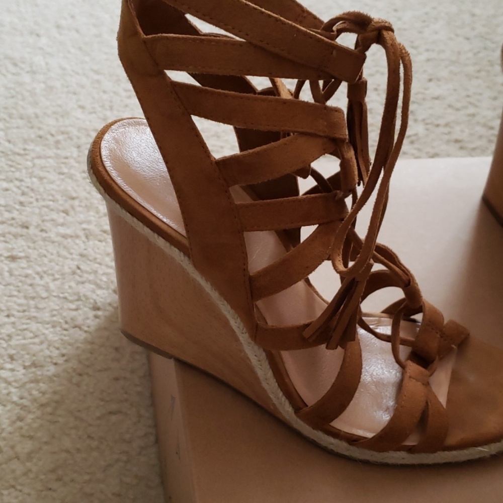 Wedge heels - Picture 2 of 2